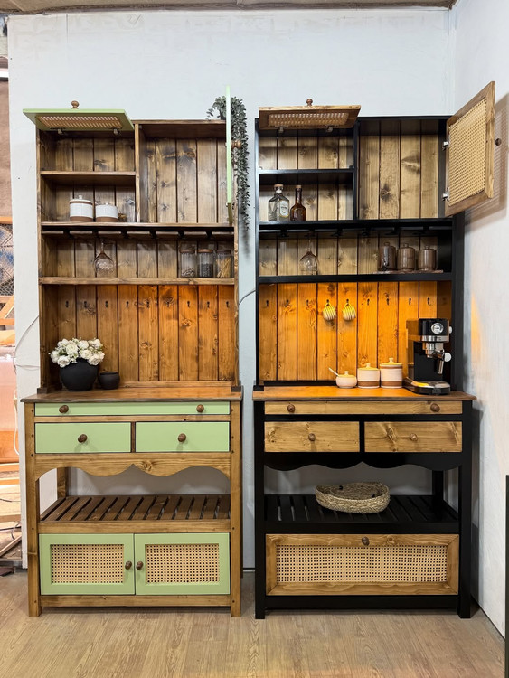 کافی بار چوبی مدل ۲۰ گل وارونه - نمای جلو میز کافی بار خانگی چوبی مدل ۲۰ - نمای جانبی کافی بار چوبی مدرن مدل ۲۰ - جزئیات سطح و اتصال کافی بار مدل ۲۰ - در محیط آشپزخانه